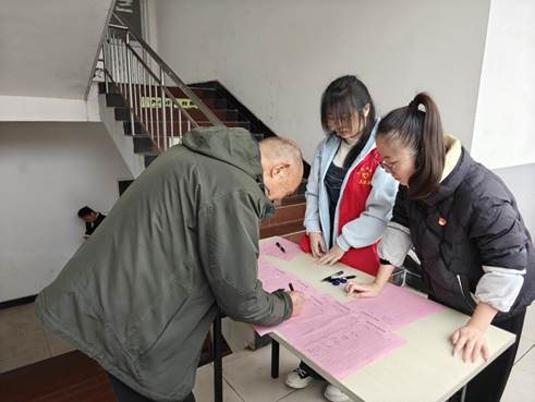 2025年11月8日火车站党日活动3