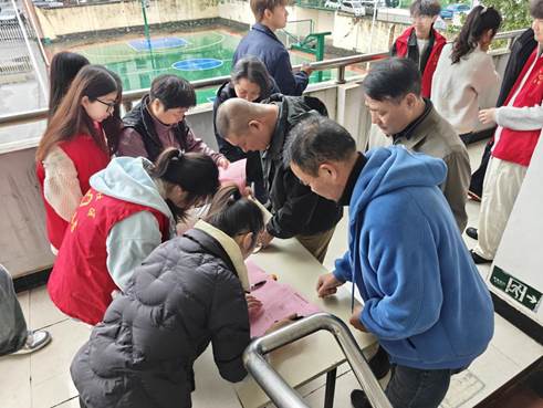 2025年11月8日火车站党日活动2